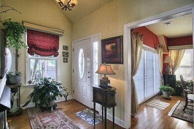 WELCOMING FRONT FOYER.