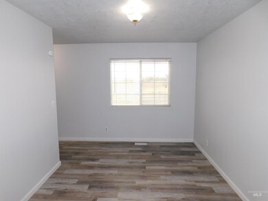 3072 Purdom Ln, Homedale, ID 83628 - photo 7