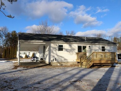 31 Rabideau Dr, Easthampton, MA 01027 - photo 2