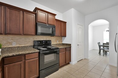 32551 Decker Creek Dr, Pinehurst, TX 77362 - photo 6