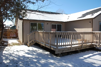 21340 Pelican Dr, Bend, OR 97701 - photo 4