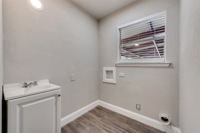 1500 Wade Dr, Bedford, TX 76022 - photo 7