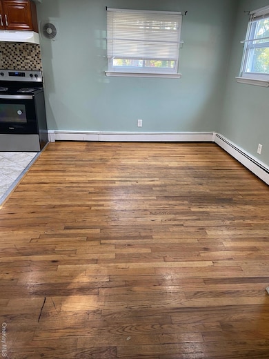 16 W 18th St unit A, Huntington Station, NY 11746 - photo 3