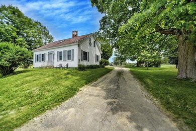 1011 N River Rd 2