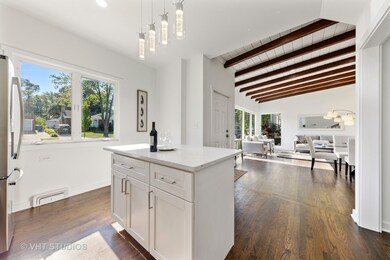 566 S Cedar Ave, Elmhurst, IL 60126 - photo 7