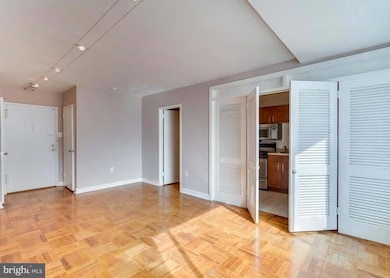 1111 Arlington Blvd unit 601, Arlington, VA 22209 - photo 3