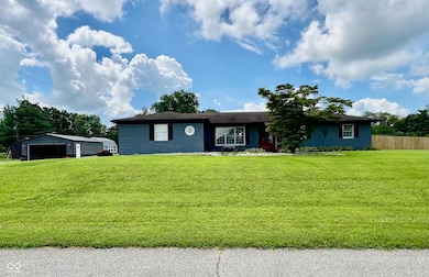 12111 E Merilane, Columbus, IN 47203 - photo 2