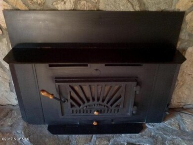 1300 Decatur Rd, Jacksonville, NC 28540 - photo 4