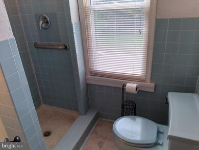 338 N Main St, Sellersville, PA 18960 - photo 7