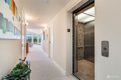 626 Glen St unit 301, Edmonds, WA 98020 - photo 4