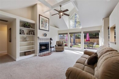 Family Room w/Fireplace