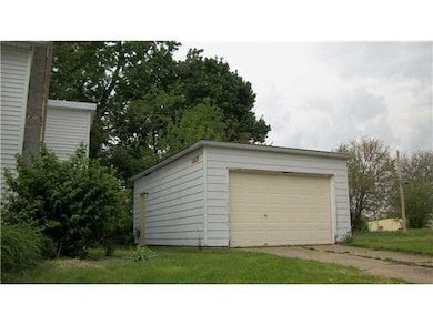 1528 Sheridan St, Anderson, IN 46016 - photo 2