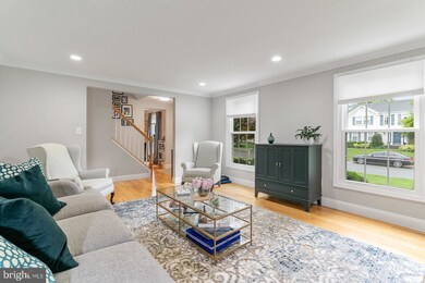 13152 Brynwood Ct, Herndon, VA 20171 - photo 3