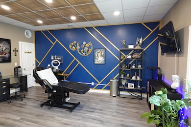 Tattoo Shop