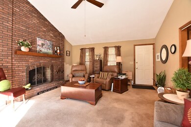 35 Briarbrook Dr, East Greenwich, RI 02818 - photo 7