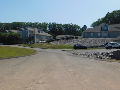 1985 West St unit 11, Southington, CT 06489 - photo 2