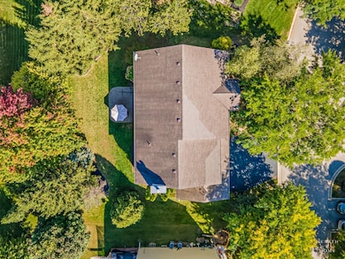 7 Shoal Creek Ct, Lake In the Hills, IL 60156 - photo 5