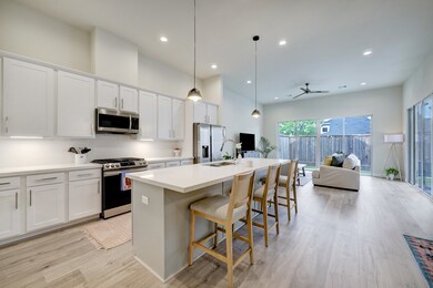 1616 Northwood St, Houston, TX 77009 - photo 5