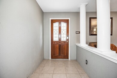 10108 Woodhollow Dr, Conroe, TX 77385 - photo 5