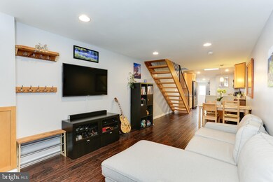 302 S Duncan St, Baltimore, MD 21231 - photo 6