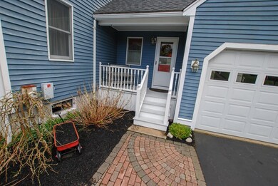 10 Magnolia Dr, Rockland, MA 02370 - photo 3