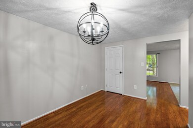 7348 Carved Stone, Columbia, MD 21045 - photo 5