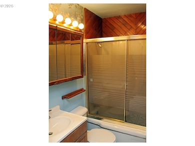 307 SE 127th Ave, Portland, OR 97233 - photo 4