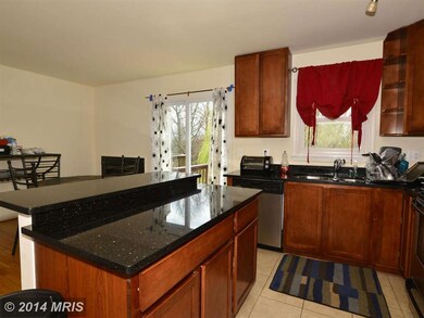 13905 Middle Creek Place, Centreville, VA 20121 - photo 3