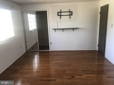 1207 Elm Grove Cir, Silver Spring, MD 20905 - photo 3