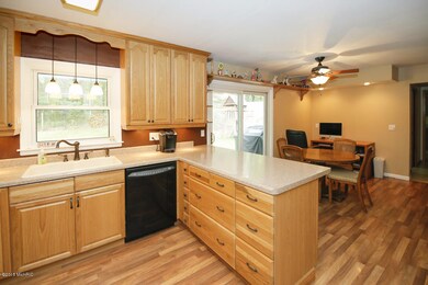 9340 Chapel St, Portage, MI 49024 - photo 2