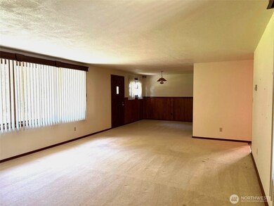 3017 Ammons Dr, Longview, WA 98632 - photo 4