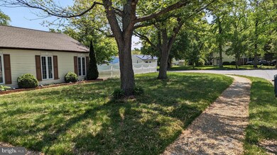 101 Wisteria Ln, Penns Grove, NJ 08069 - photo 3