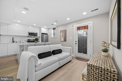 1718 1st St NW unit 8, Washington, DC 20001 - photo 2