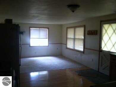 5795 E Vera Ln, Au Gres, MI 48703 - photo 4