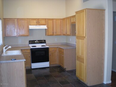 9724 E Kiva Ave, Mesa, AZ 85209 - photo 5