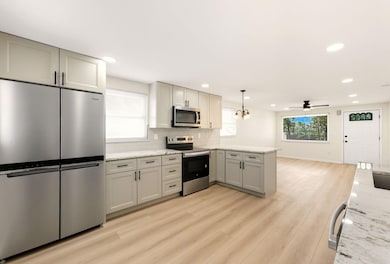 11-web-or-mls-3938-halsey-pl