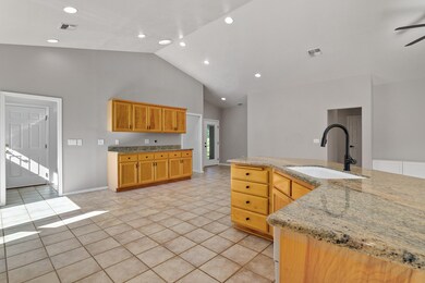 1204 E Park St, Grants Pass, OR 97527 - photo 6