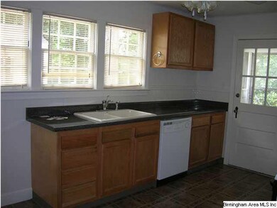 UPDATED KITCHEN W/LAUNDRY ROOM