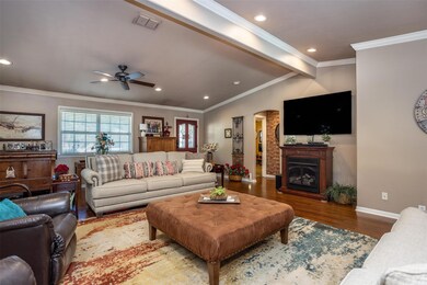 30 Shadowood Ln, Gainesville, TX 76240 - photo 5