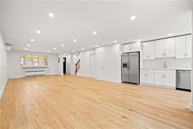 2567 E 29th St, Brooklyn, NY 11235 - photo 5