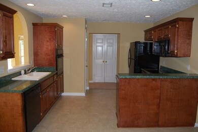 Kitchen has brand new appliances