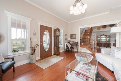 Welcome - this is the formal living room - nice hu