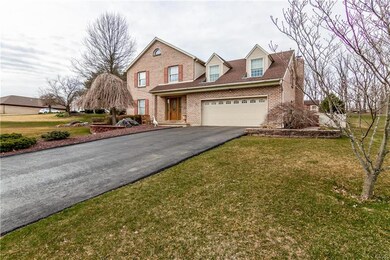 807 American General Dr, Easton, PA 18040 - photo 2