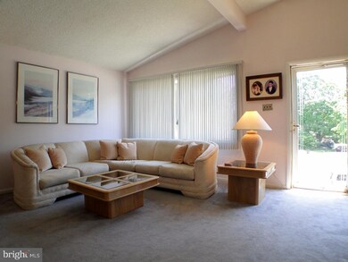 624 Warren Blvd, Broomall, PA 19008 - photo 3