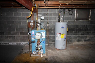 1131 S Webster Ave, Scranton, PA 18505 - photo 6