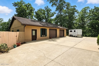 1371 N Dry Run Rd, Williamstown, WV 26187 - photo 6