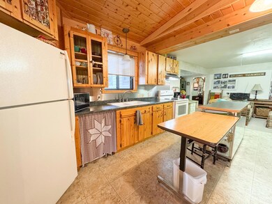 702 E Beech Ave, Fergus Falls, MN 56537 - photo 7