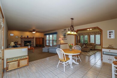 826 Ridge View Ln, Oregon, WI 53575 - photo 7