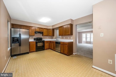 1144 Kelfield Dr, Halethorpe, MD 21227 - photo 7