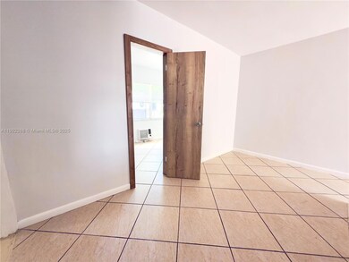1523 NE 110th Terrace unit 1525, Miami, FL 33161 - photo 5